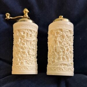 Lenox Cream and Gold Salt and Pepper Shakers